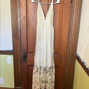 Elegant Cream Lace Dress